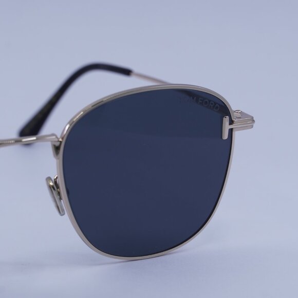 Tom Ford FT1167-K 28A Sunglasses Shiny Rose Gold Square Frame, Smoke Lenses - Picture 4 of 9